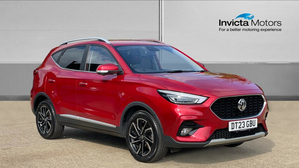 MG ZS Exclusive Red