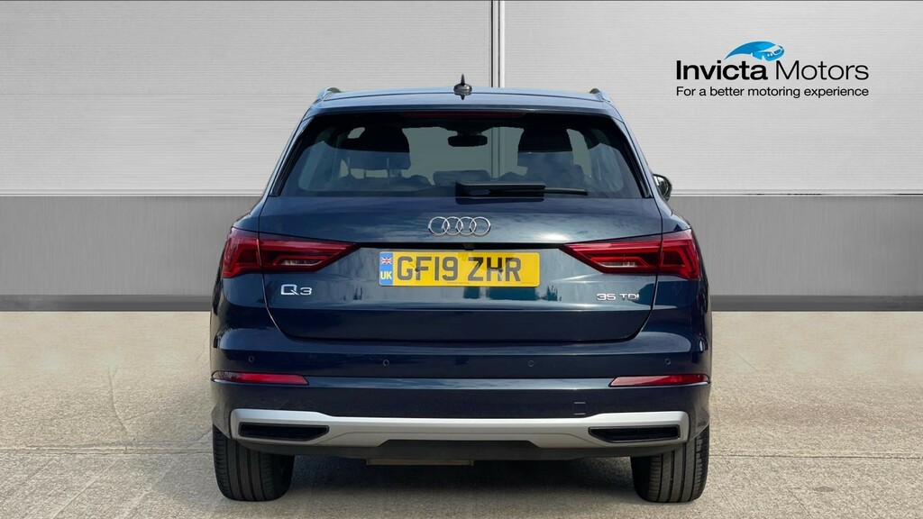 Audi Q3 Sport GF19ZHR Blue #4