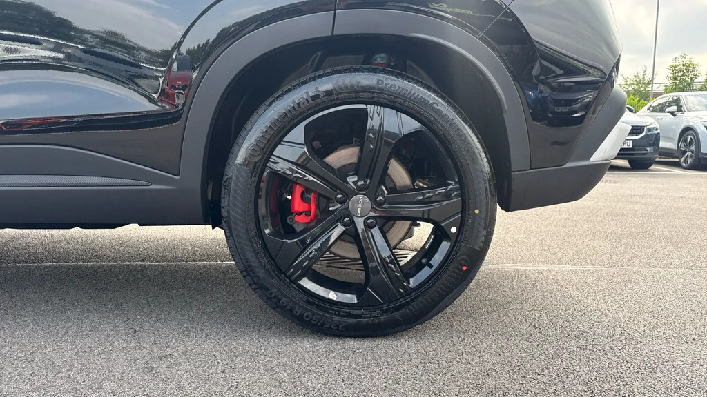 Omoda 5 Knight Black #18