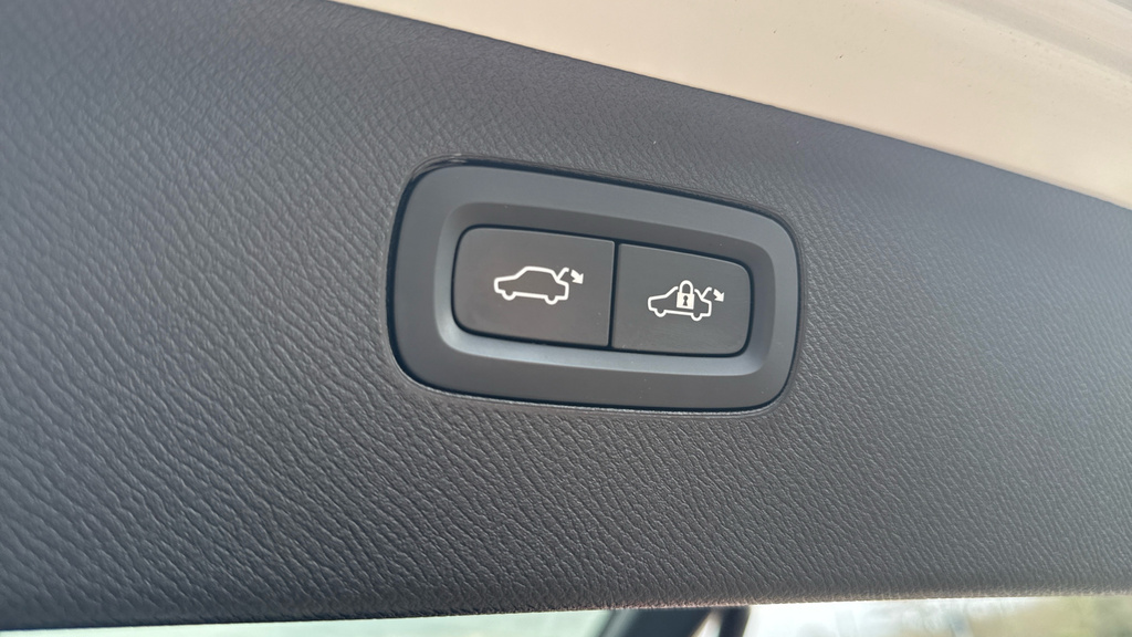Volvo XC90 Automatic Grey #27