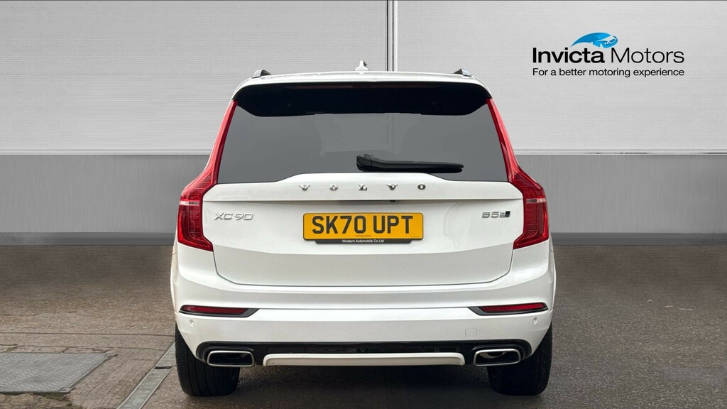 Volvo XC90 R Design Pro White #4