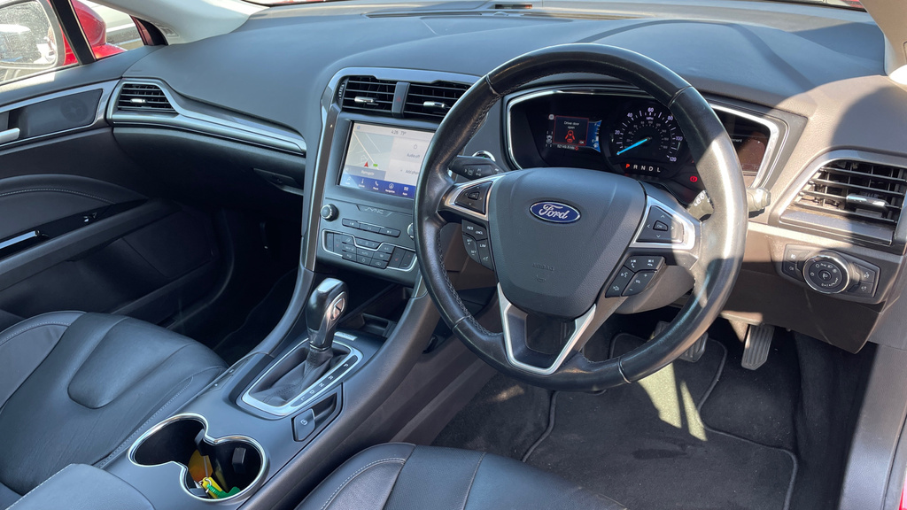 Ford Mondeo 2.0 Ecoblue Titanium Edition Powershift #9