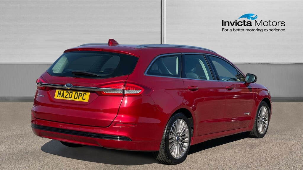 Ford Mondeo Titanium Edition Red #3