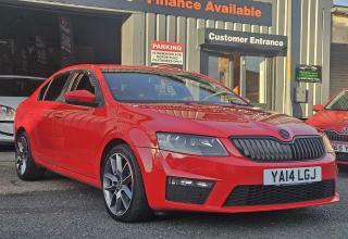 Skoda Octavia 2.0 Tdi Vrs Hatchback Dsg Euro 5 Ss Red