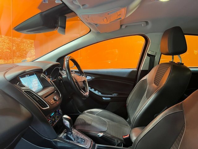 Ford Focus 1.0T Ecoboost Titanium X Hatchback CK67XCS Grey #3