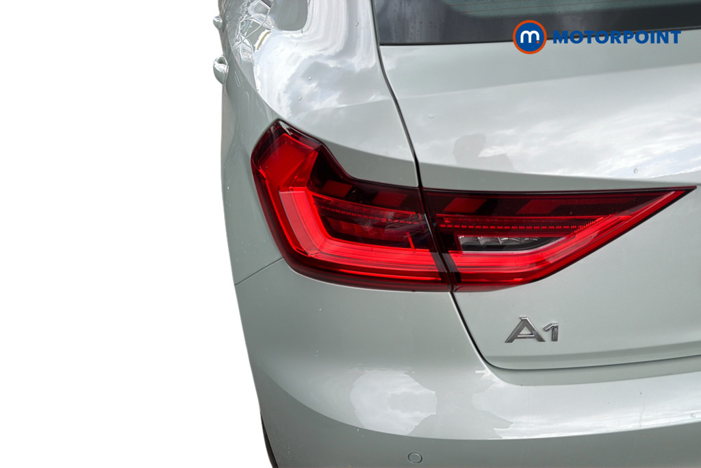 Audi A1 25 Tfsi Sport S Tronic HG23UAT Silver #5