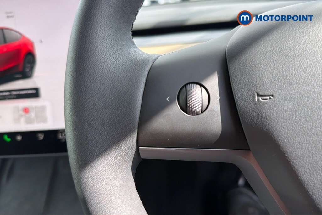 Tesla Model Y Long Range Awd White #6