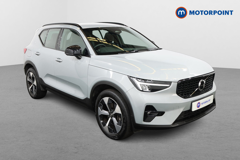 Volvo XC40 2.0 B3p Plus Dark YO24JGZ Grey