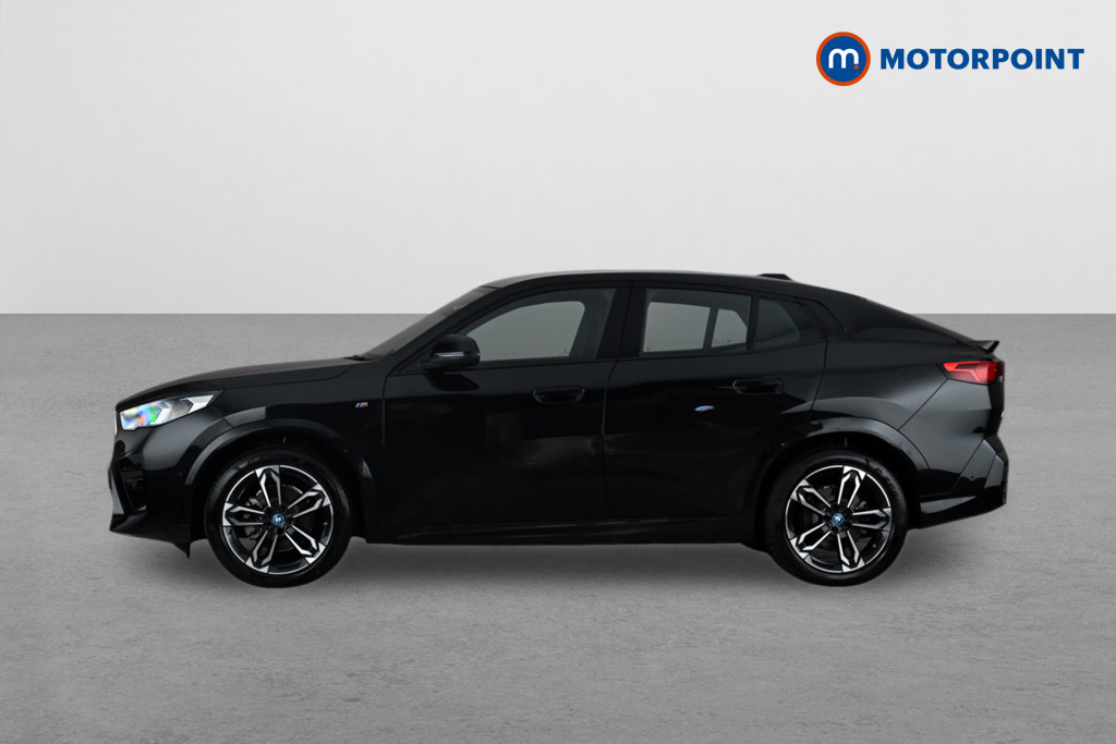 BMW iX2 150Kw Edrive20 M Sport 65Kwh Blue #4