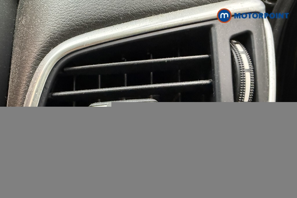 Infiniti Q30 Hatchback Black #24