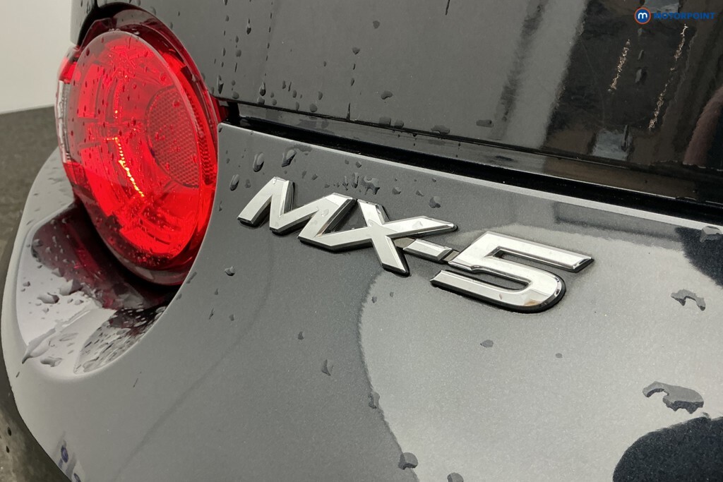 Mazda MX-5   #33
