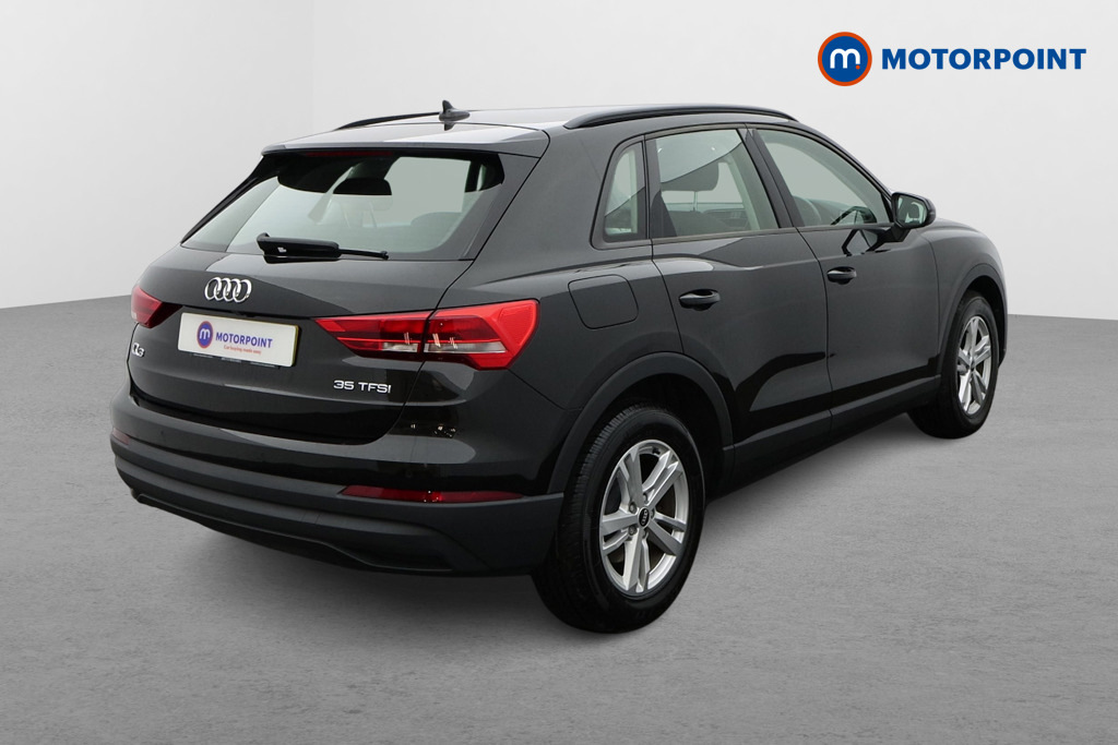 Audi Q3 35 Tfsi Technik FD21YCF Black #6