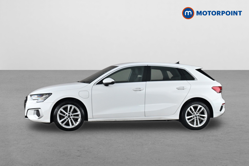 Audi A3 40 Tfsi E Sport S Tronic YG72VDE White #4