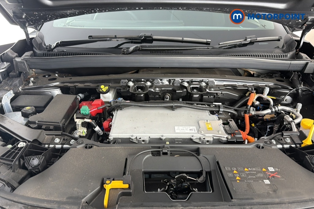 Renault Scenic Techno White #40