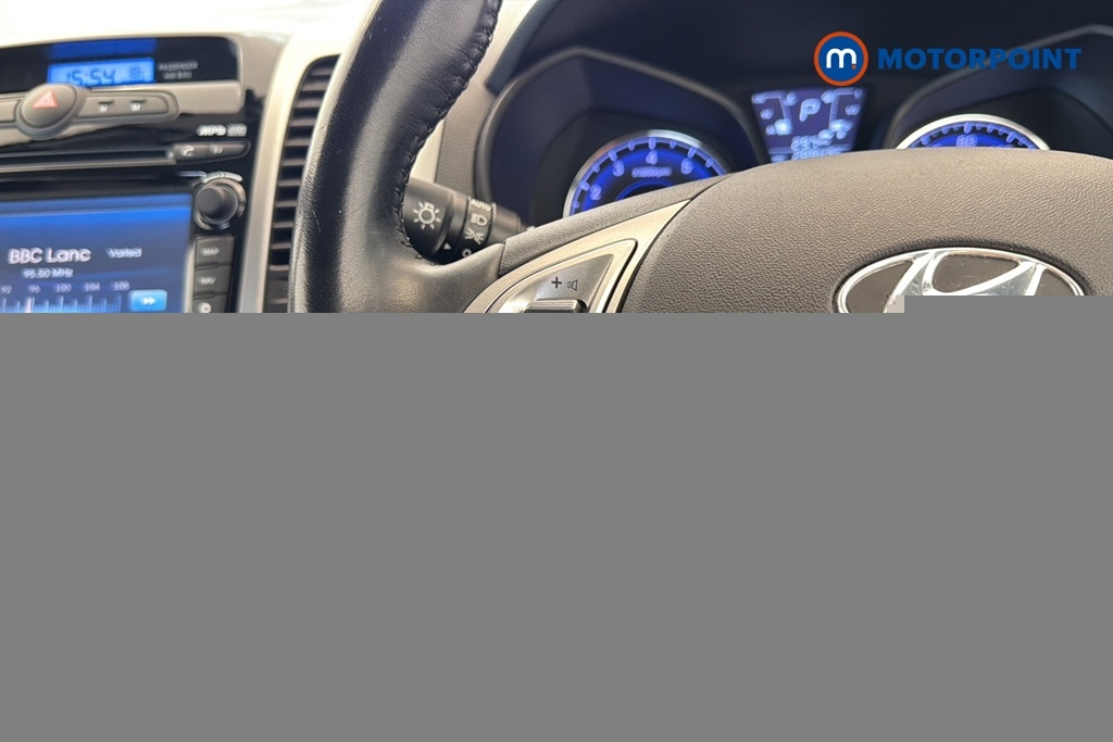 Hyundai Ix20 1.6 Premium Nav Red #10