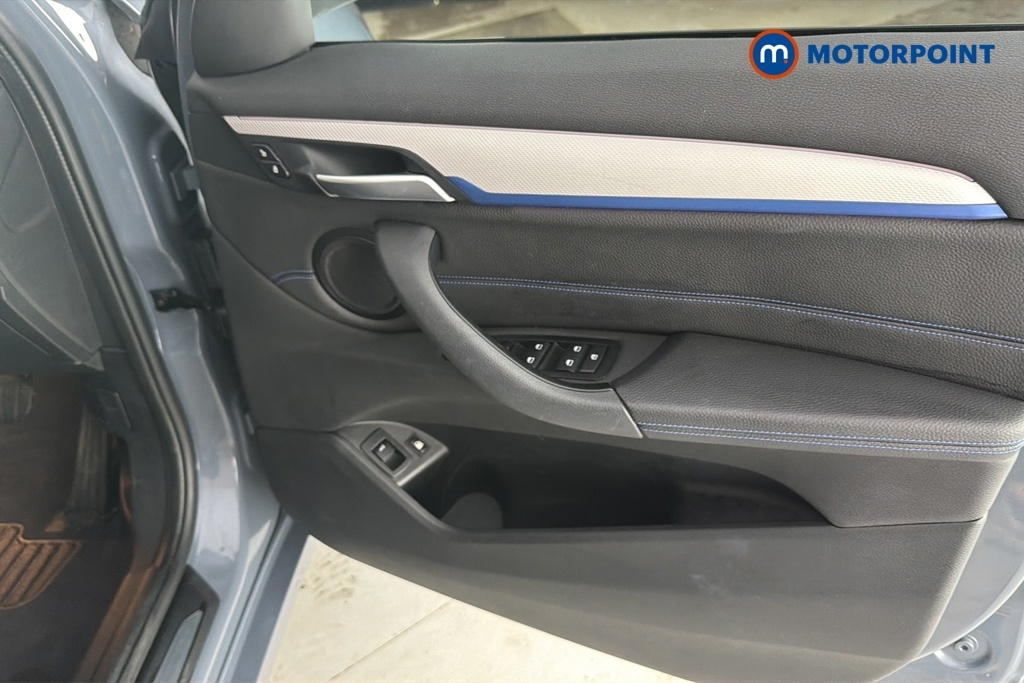 BMW X1 X1 Sdrive20i M Sport Black #21