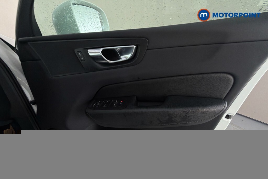 Volvo XC60 Recharge R-design Pro, T8 Sunroof, Climate Ligh Silver #23
