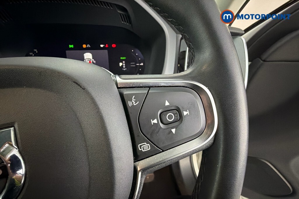 Volvo XC60 Recharge R-design Pro, T8 Sunroof, Climate Ligh Silver #10
