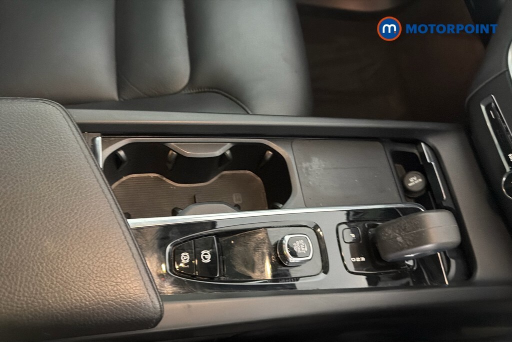 Volvo XC60 Recharge R-design Pro, T8 Sunroof, Climate Ligh Silver #21