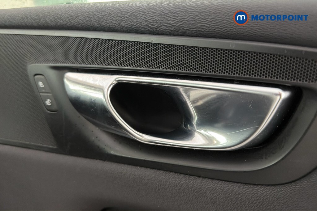 Volvo XC60 Recharge R-design Pro, T8 Sunroof, Climate Ligh Silver #41