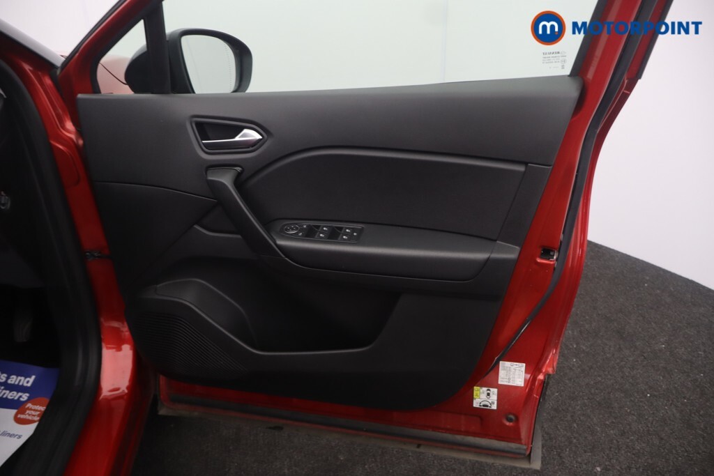 Renault Captur 1.0 Tce 90 Iconic Edition Red #25