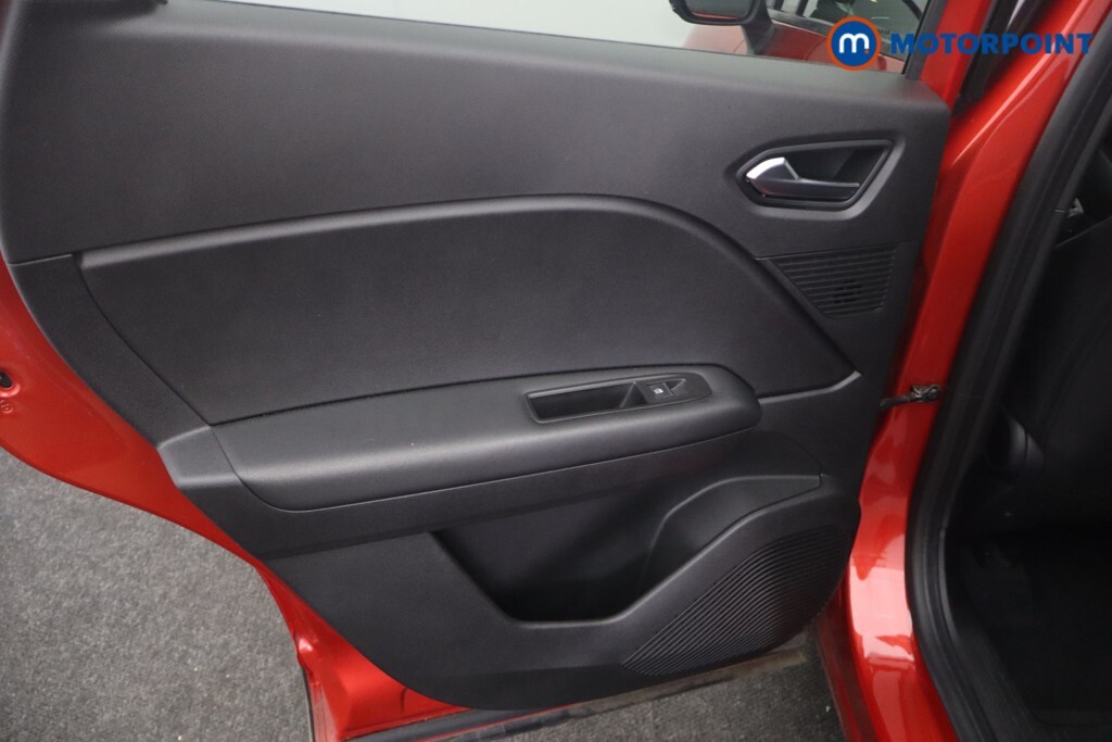 Renault Captur 1.0 Tce 90 Iconic Edition Red #39