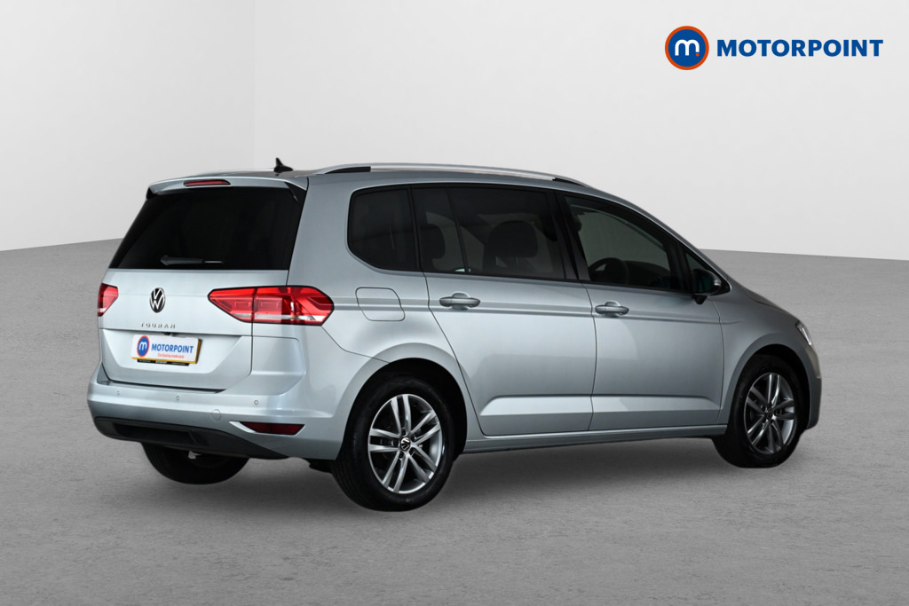 Volkswagen Touran 1.5 Tsi Evo Match Silver #5