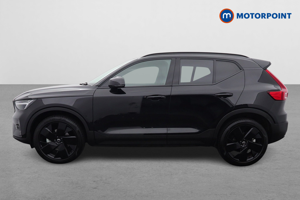 Volvo XC40 2.0 B3p Plus Black Edition MJ75KHB Black #4