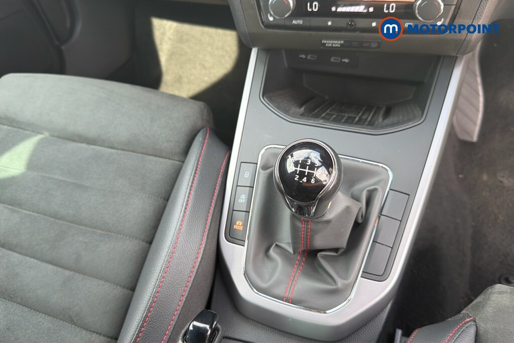 Seat Arona Se Technology 1.0 Tsi 95Ps Suv Rear Parking Sensor Black #23