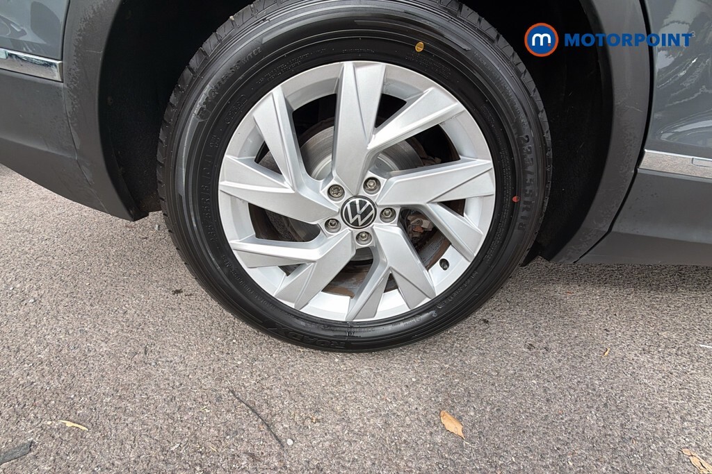 Volkswagen Tiguan Elegance 1.4 Tsi Ehybrid 245Ps 6-Speed Dsg Black #29