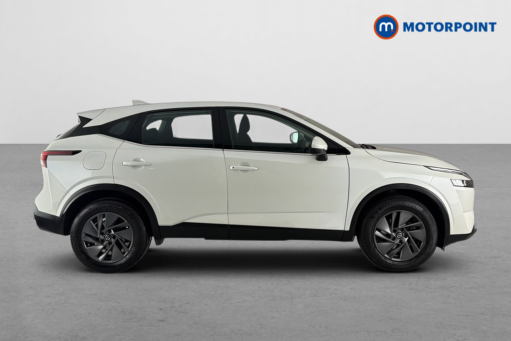 Nissan Qashqai 1.3 Dig-t Mh 158 Acenta Premium Xtronic White #4
