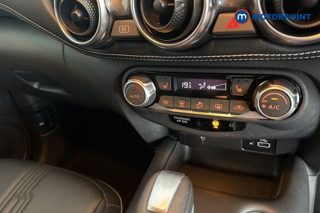 Nissan Juke N-connecta Dig-t S-a Silver #18