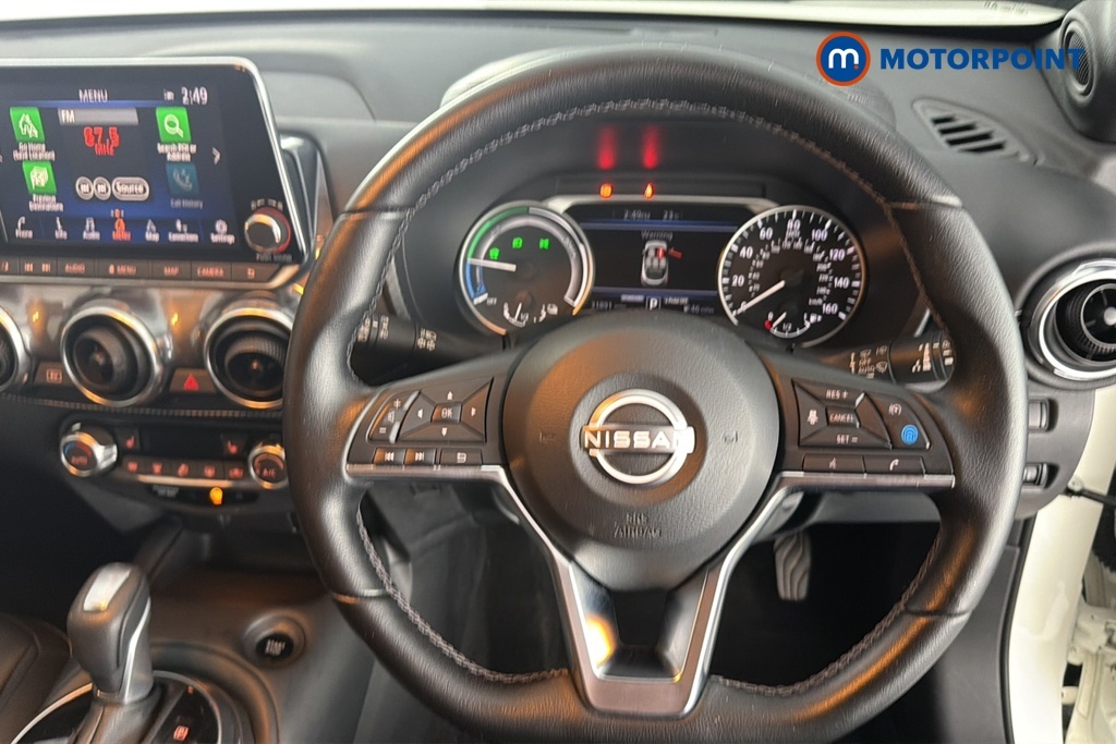 Nissan Juke N-connecta Dig-t S-a Silver #9