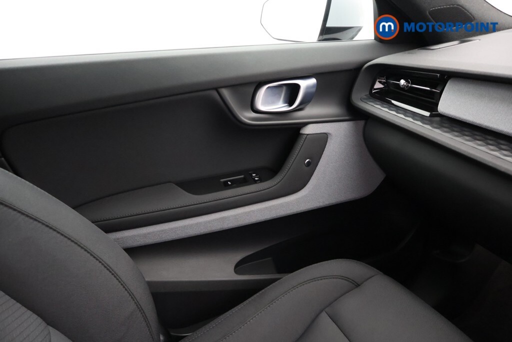 Polestar 2 Long Range Black #19