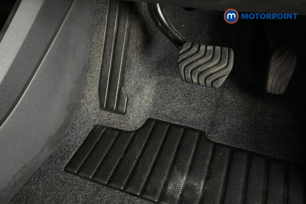 Renault Megane E-Tech Iconic Blue #26