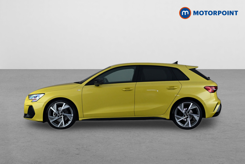 Audi A3 35 Tfsi Black Edition S Tronic Tech Pack WL25ECJ Yellow #4