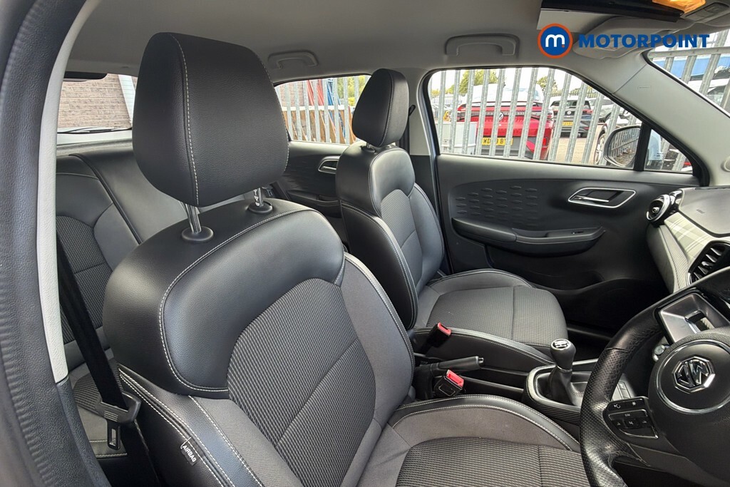 MG MG3 Exclusive Nav Vti-tech White #29