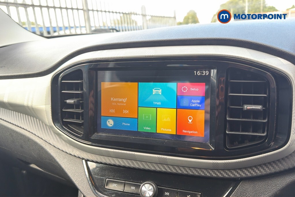 MG MG3 Exclusive Nav Vti-tech White #30