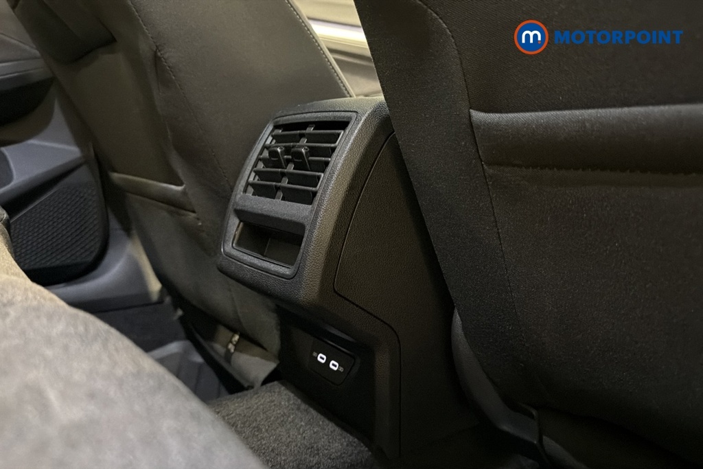 Volkswagen Golf Gtd VU24KZF Grey #19
