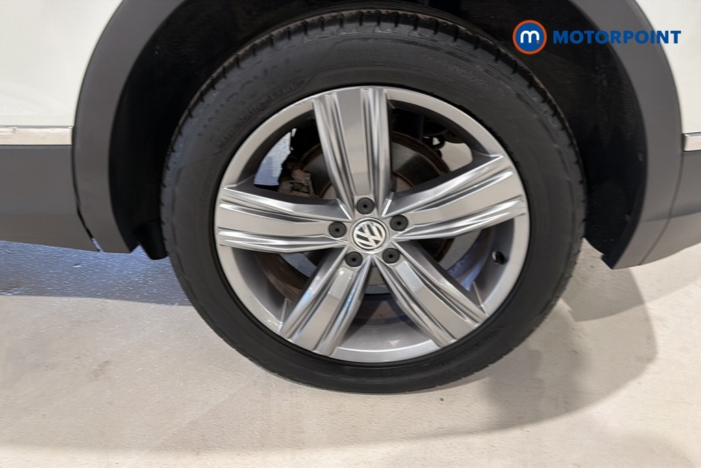 Volkswagen Tiguan R-line Blue #39