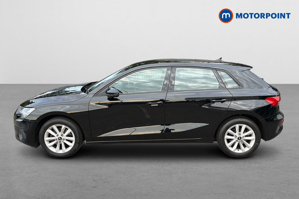 Audi A3 1L Technik Black #7