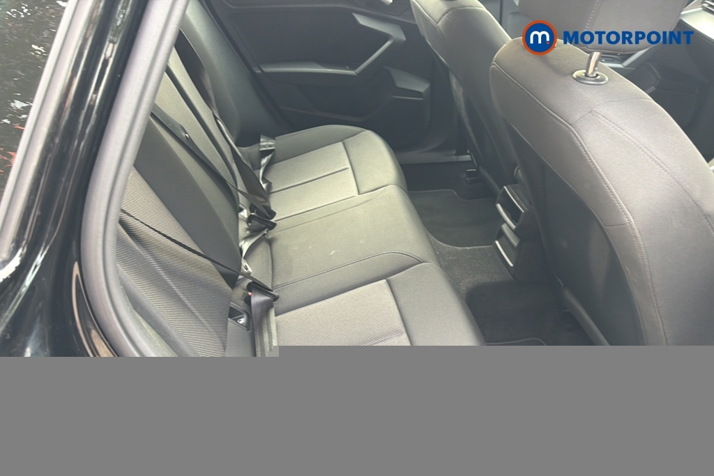 Audi A3 1L Technik Black #22