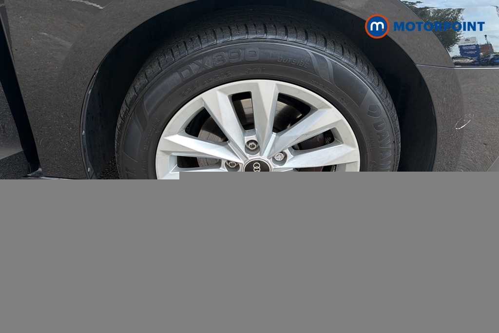 Audi A3 1L Technik Black #34