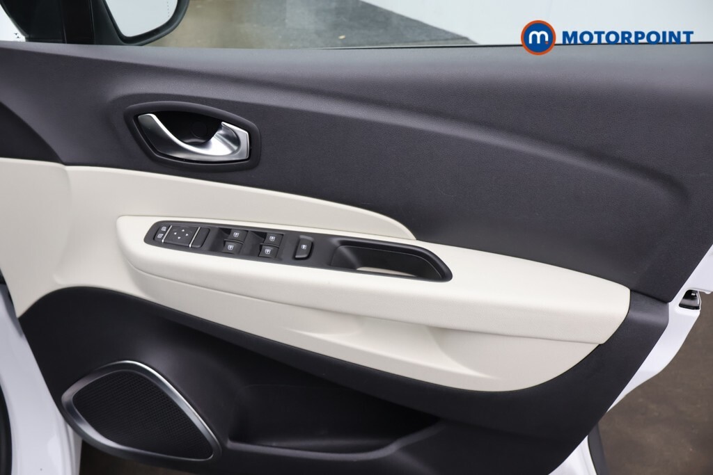 Renault Captur Iconic Tce Black #17