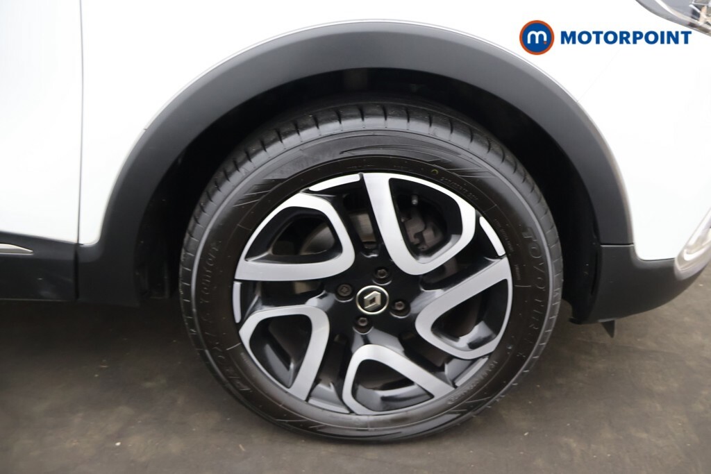 Renault Captur Iconic Tce Black #30