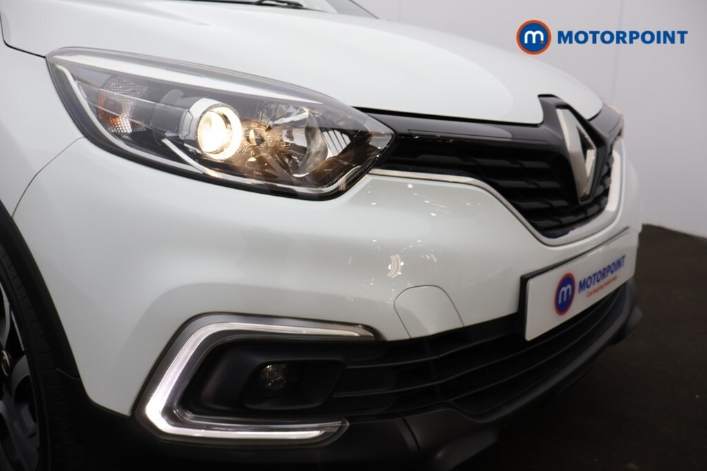 Renault Captur Iconic Tce Black #31