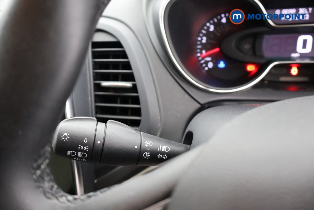 Renault Captur Iconic Tce Black #12