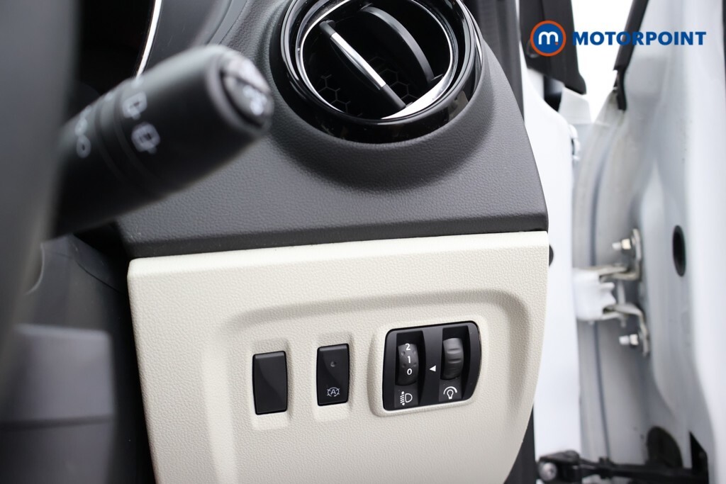 Renault Captur Iconic Tce Black #14