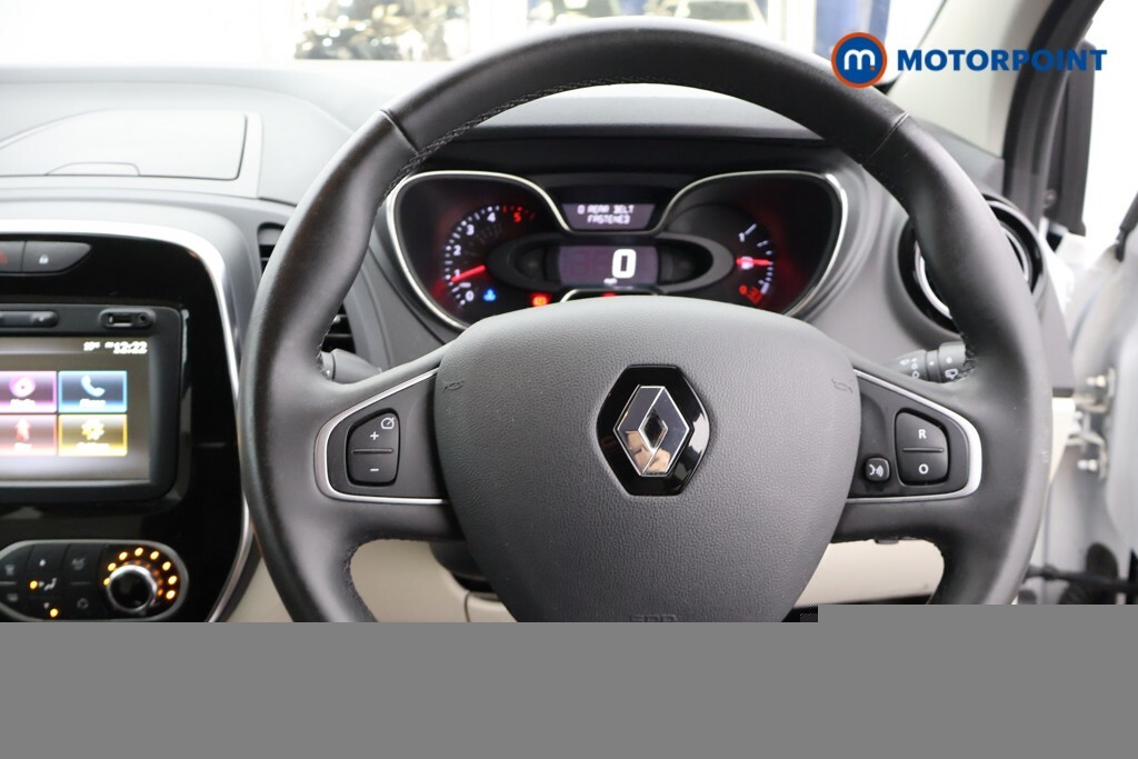 Renault Captur Iconic Tce Black #8
