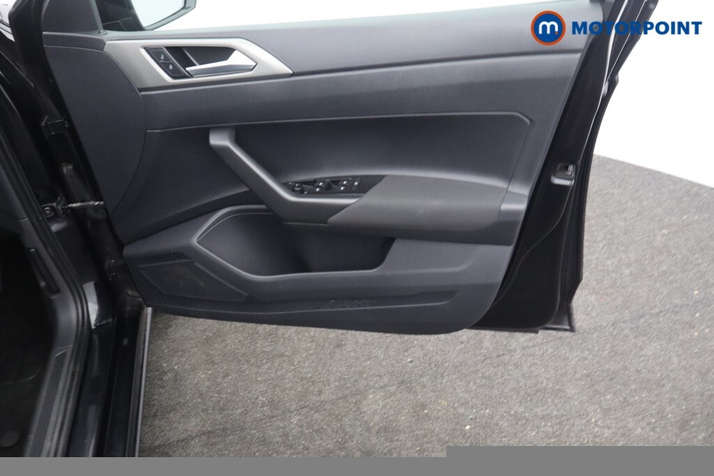 Volkswagen Polo Hatchback 1.0 Tsi Se 201969 Black #12